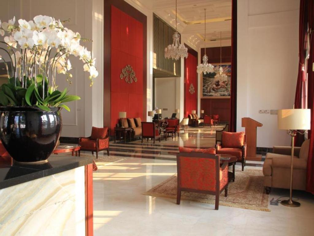 Ammi Cepu Hotel Exterior photo
